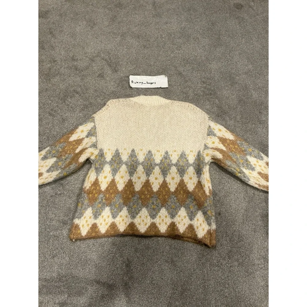Pull And bear V-Neck Single-Breasted Jacquard Knit Cardigan Oversize  Size Small